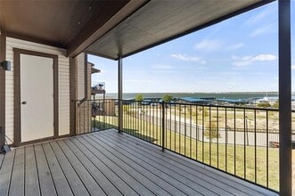 Building Photo - 271 Henry Chandler Dr