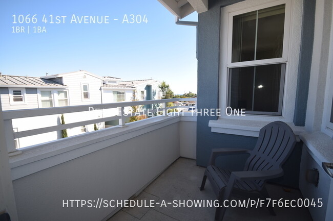 Building Photo - Capitola Beach Villas 1 bedroom with 1 car...