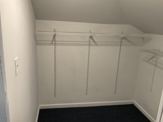 Walk-in closet unit B - 1643 Ralph David Abernathy Blvd SW