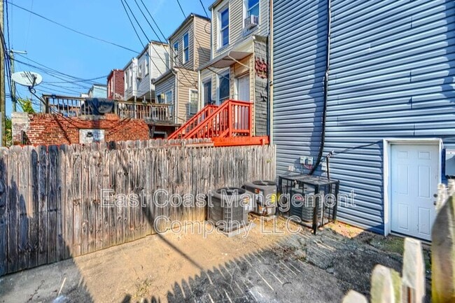 Building Photo - 2800 Harford Rd