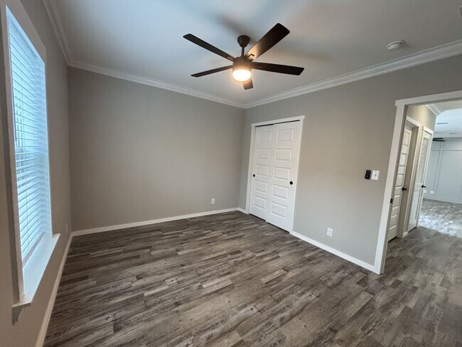 Building Photo - 5033 Coquina Crossing Dr