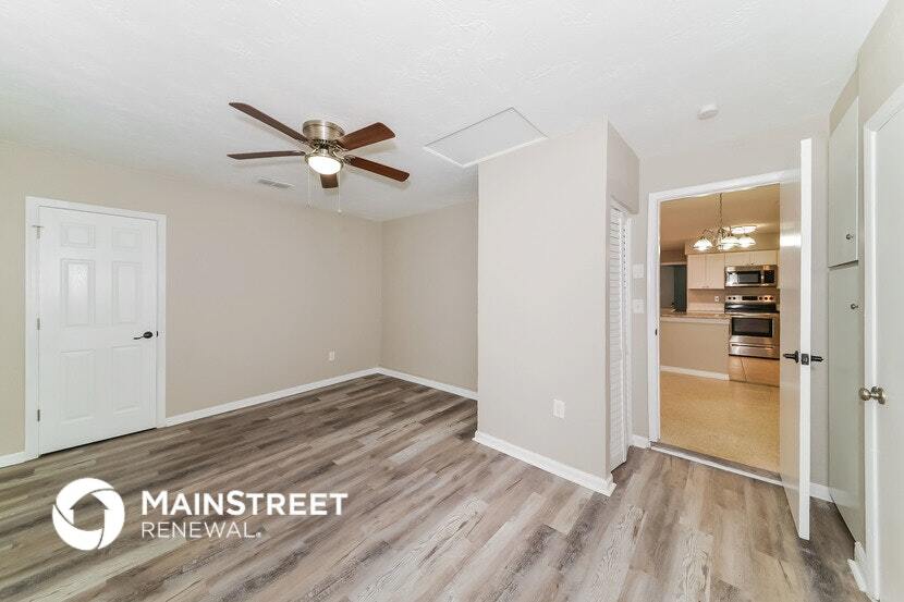 Building Photo - 5461 7th St S