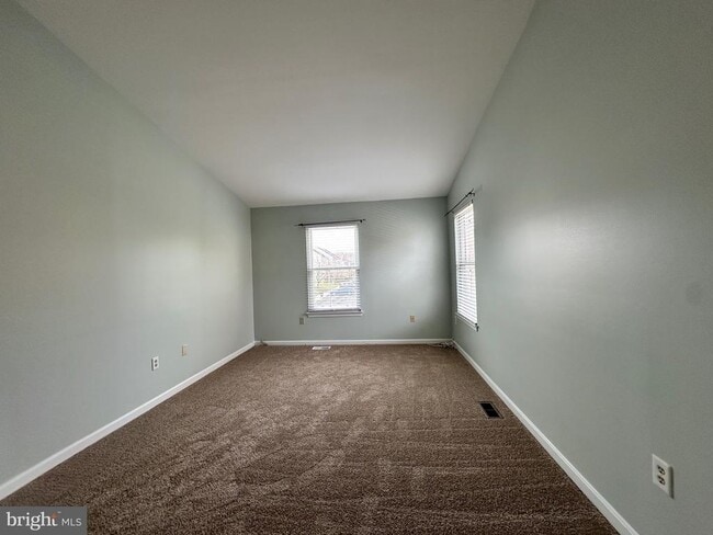 Building Photo - 14781 London Ln