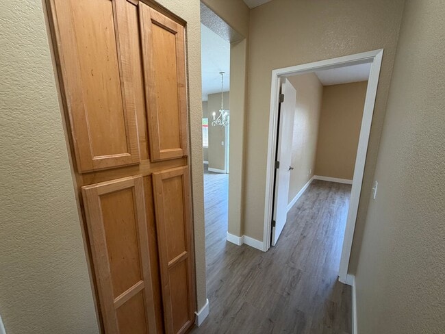 Building Photo - Lovely Three Bedroom Home