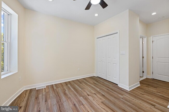 Building Photo - 6 S Payson St