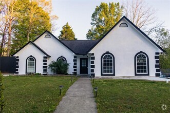 Building Photo - 2074 Flint Hill Dr