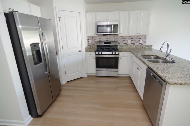Building Photo - 2790 Prince Charles Ct