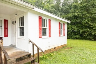 Building Photo - 1023 Holland Johnson Rd