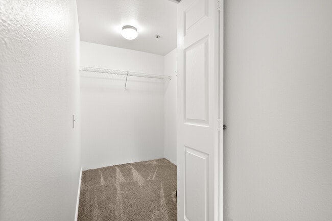 Building Photo - 7453 Newcastle Golf Club Rd