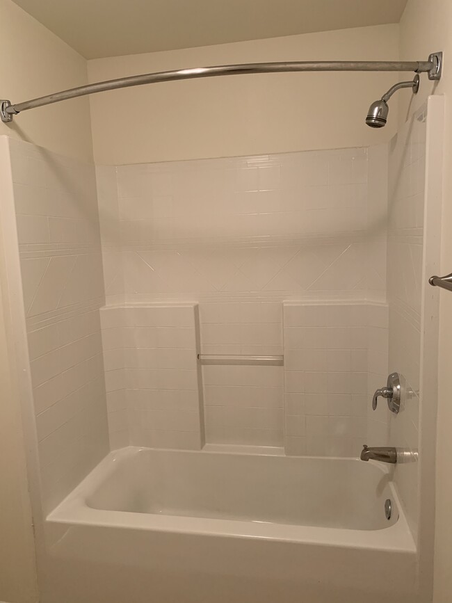 2nd Floor Full Bath - 1691 N Marshall St