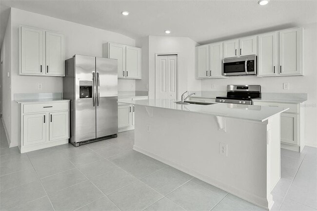 Building Photo - 2711 Pioneer Trl