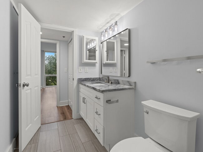 Building Photo - 2870 Pharr Ct S Northwest