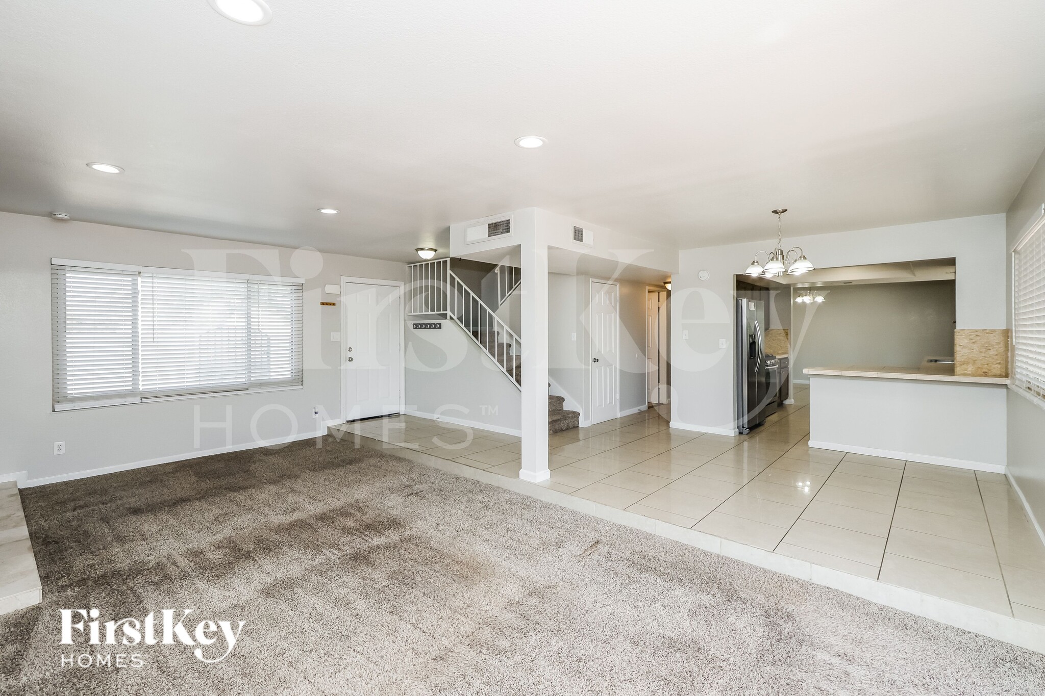 Building Photo - 5642 Clydesdale St