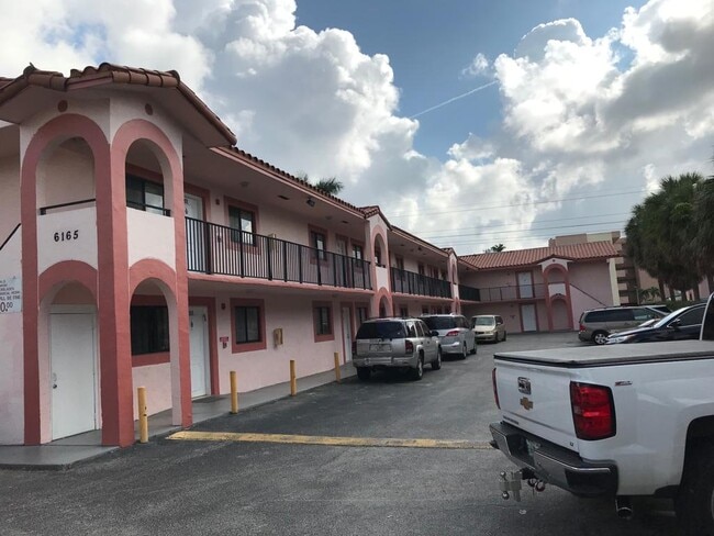 Building Photo - North Point