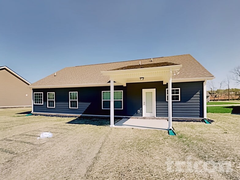 Building Photo - 1010 Cyril Dr