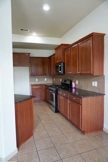 Building Photo - 20319 Little Wing Dr