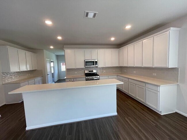 Building Photo - 256 Crystal Brook Dr