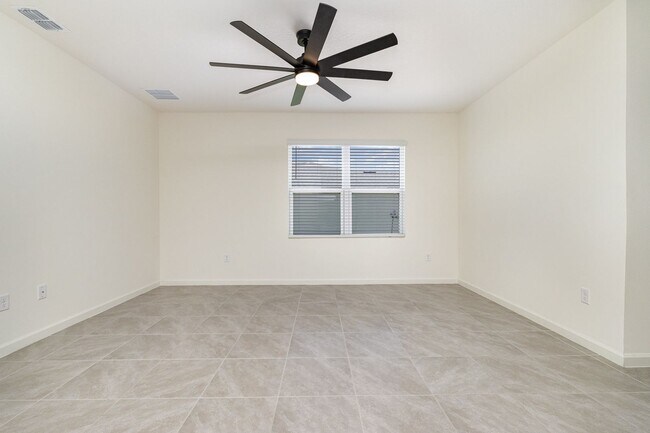 Building Photo - 6714 Topaz Dr