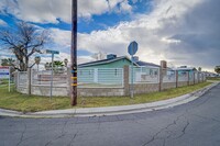 Building Photo - 2513 Olympic Dr