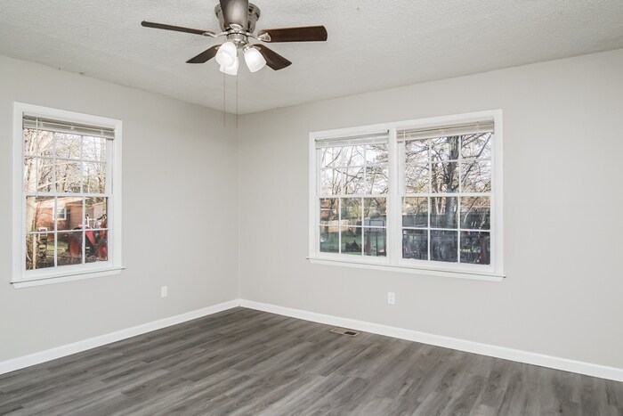 Building Photo - 1706 Golf Club Ln NW