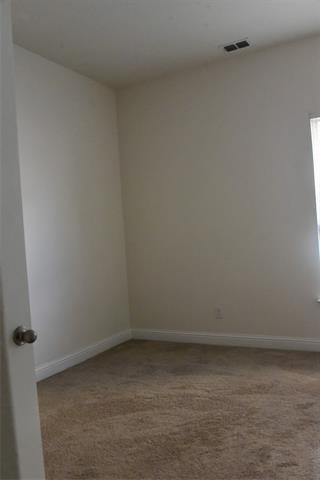 Building Photo - 1113 Horsetail Dr