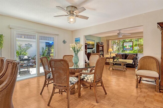Building Photo - 2308 Waterbluff Pl