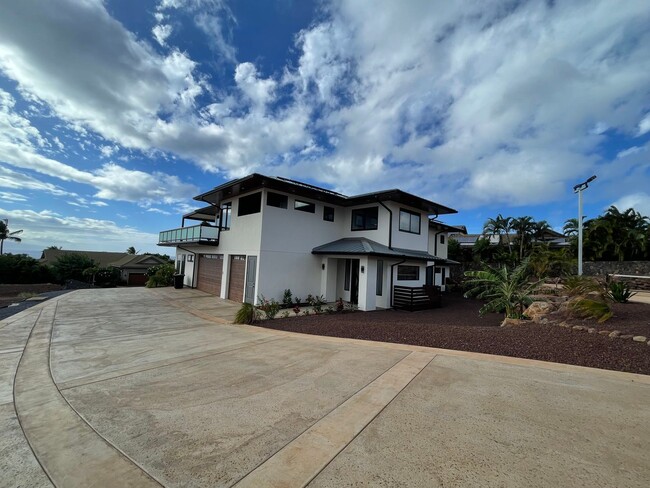 Building Photo - Lanikeha Six Bedroom Estate