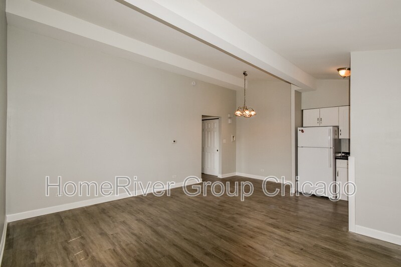 Building Photo - 17 N Hillside Ave