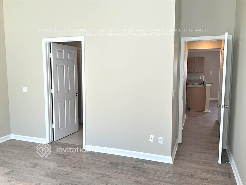 Building Photo - 2081 Shannon Lakes Blvd