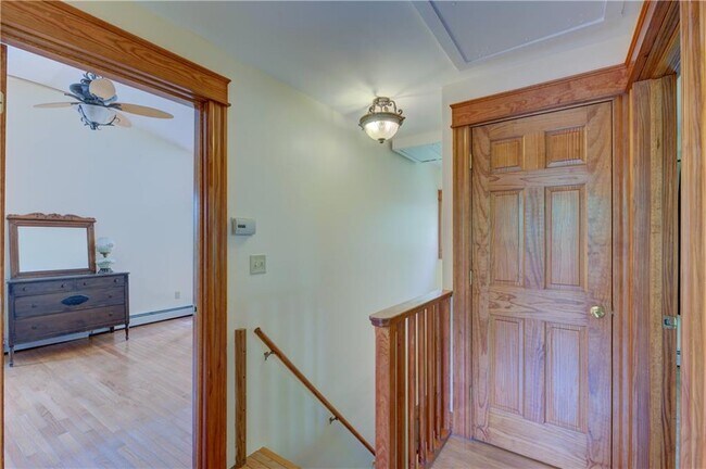 Building Photo - 127 Foote St