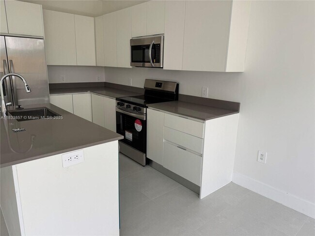 Building Photo - 34513 SW 191st Ct