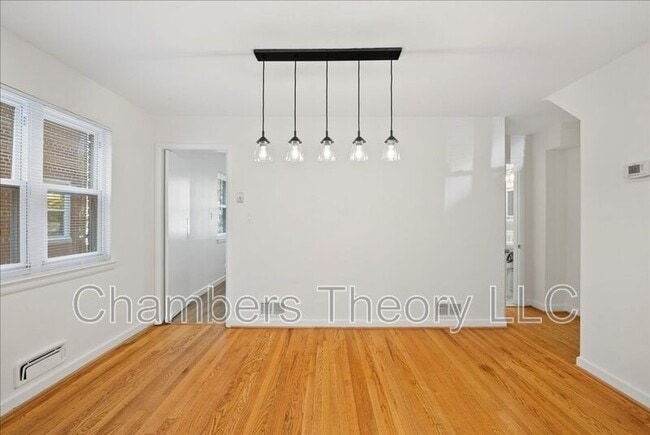 Building Photo - 4411 Harrison St NW