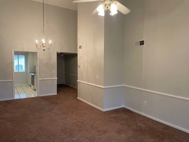 Building Photo - 1208 Bush River Rd