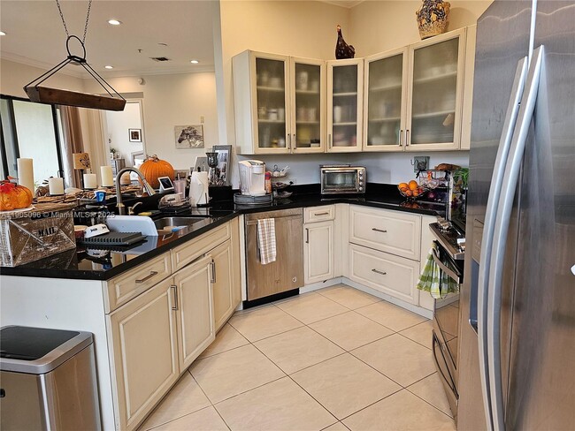 Building Photo - 3020 NW 125th Ave