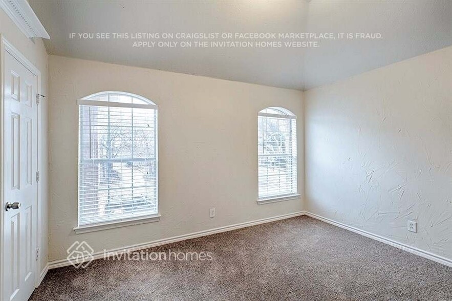 Building Photo - 5507 Bradley Ct