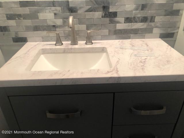 Building Photo - 35 Greenwich Ave