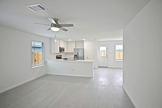 Building Photo - 3817 Low Tide