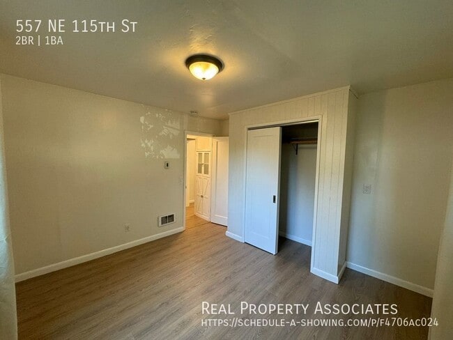Building Photo - 557 NE 115th St