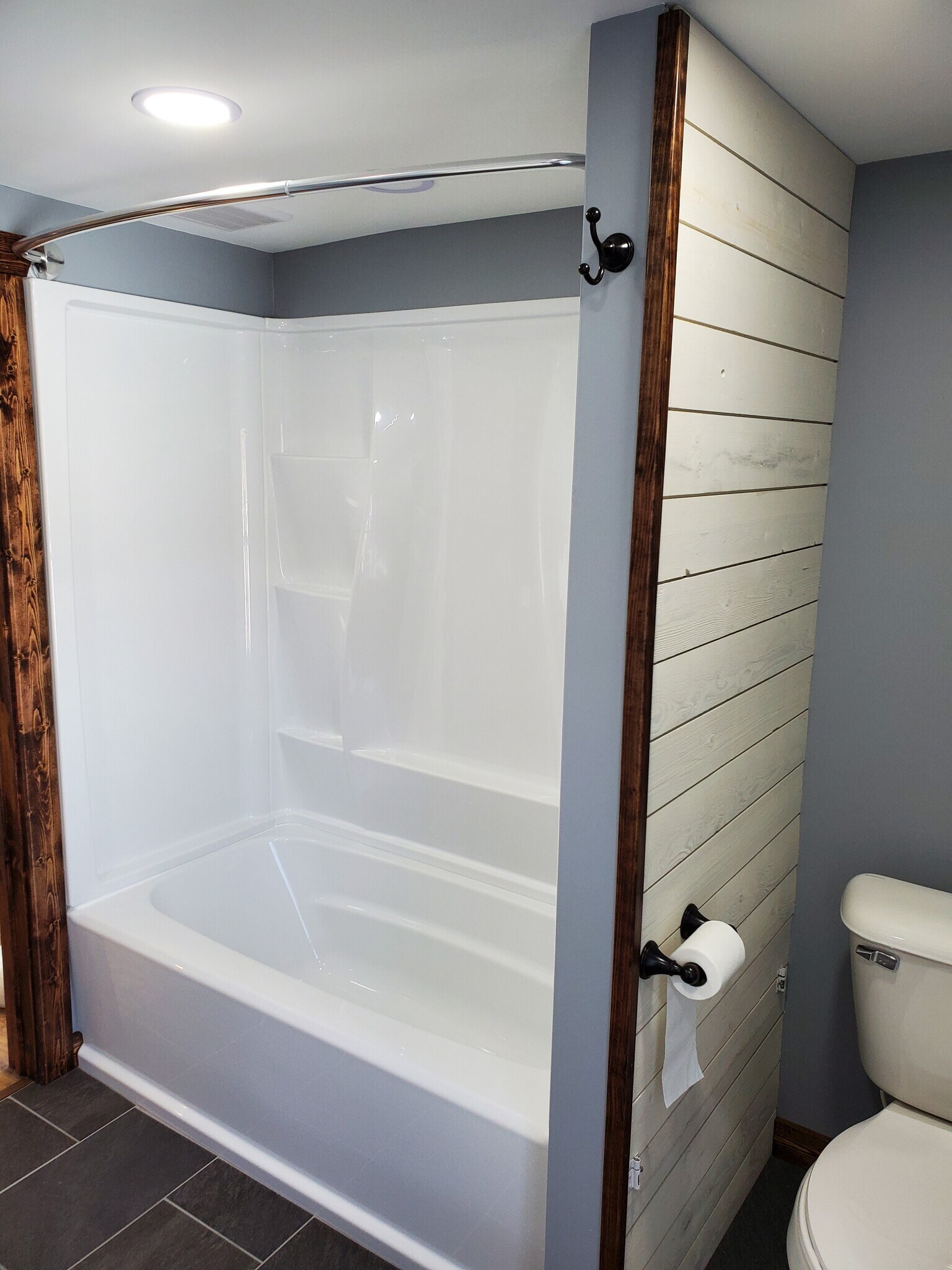 Building Photo - 189 E 2nd St