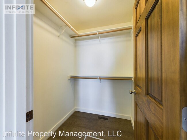 Building Photo - 2 br, 1 bath House - 27 Crater Ridge Lane