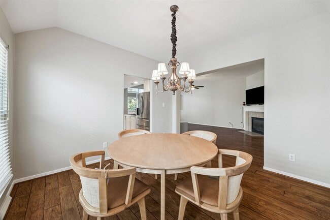 Building Photo - 18214 Olive Tree Ct