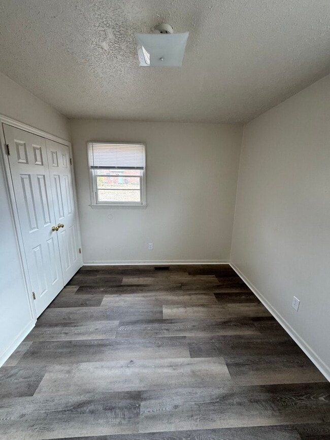 Building Photo - 3/1 in Shelby, NC