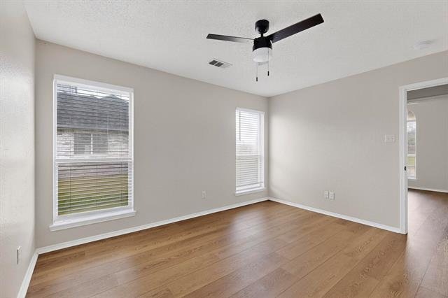 Building Photo - 2864 Hampshire Ln