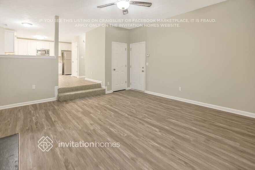 Building Photo - 2796 Two Lakes Cir