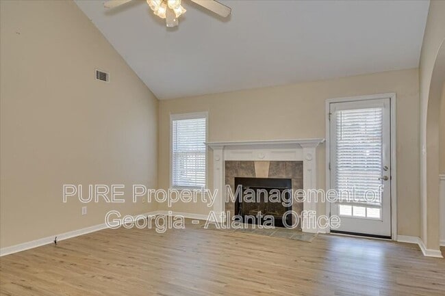 Building Photo - 4541 Country Glen Cir