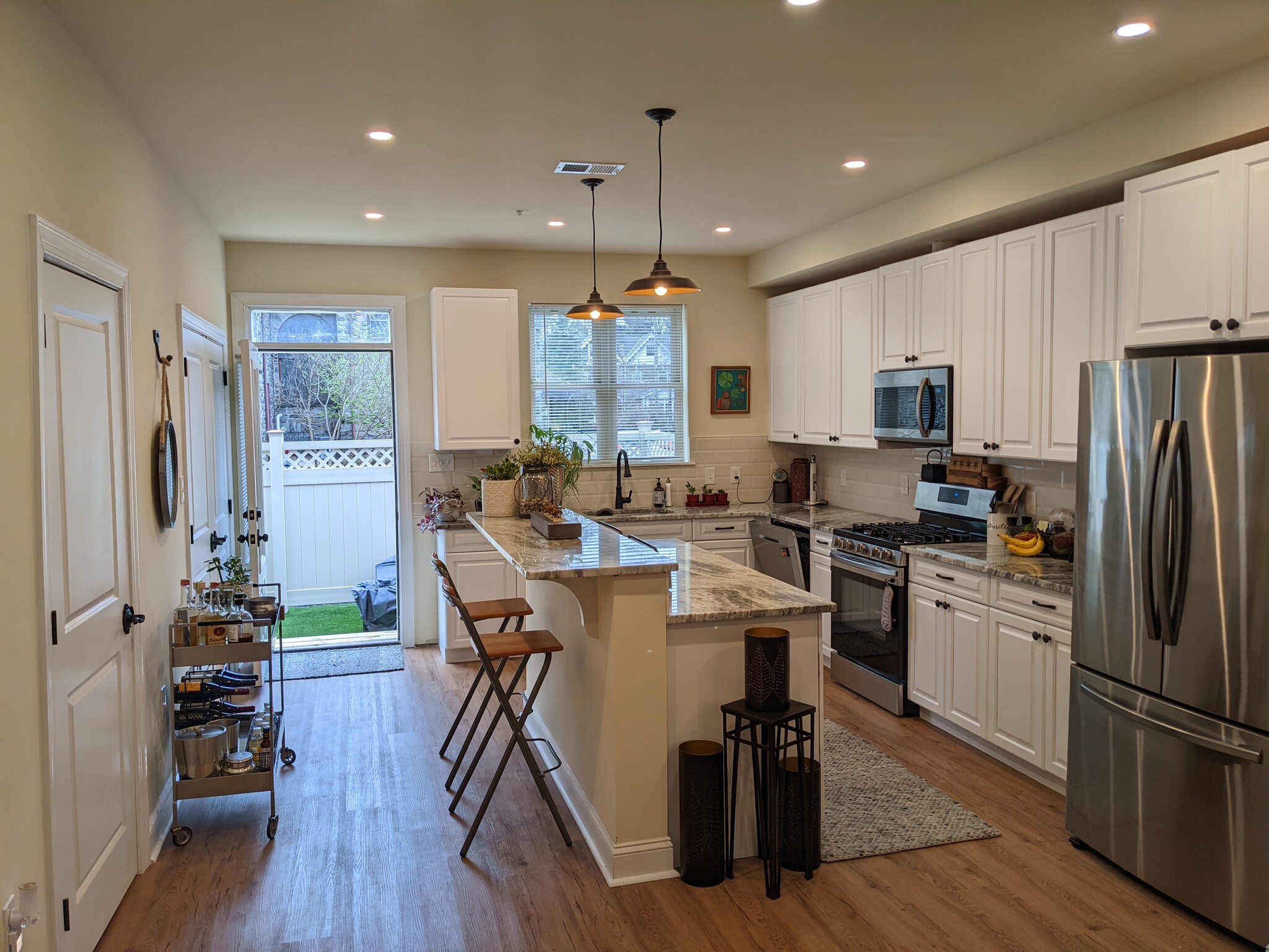 Kitchen - 225 W Pastorius St