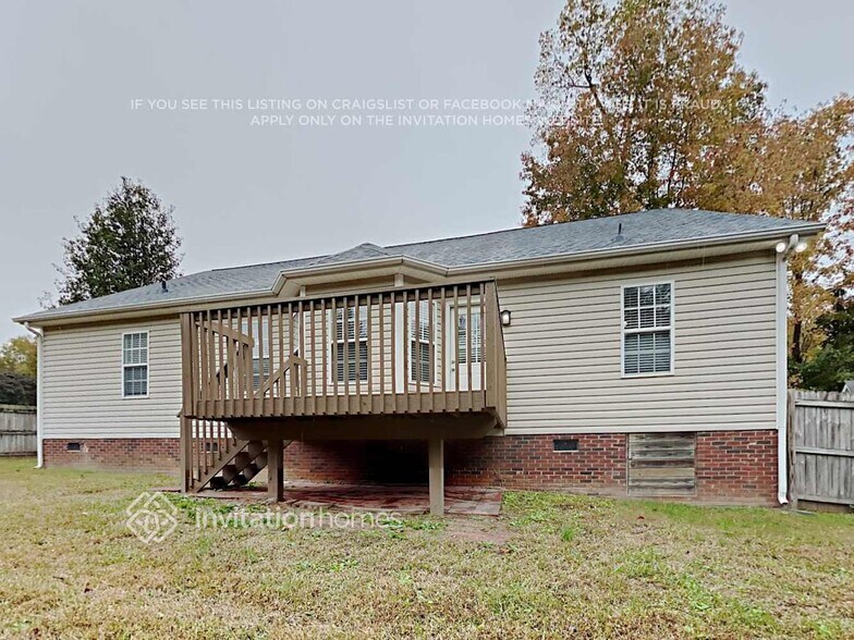 Building Photo - 7924 Rolling Stone Ave