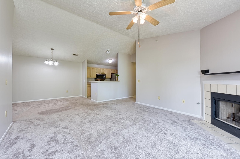 Building Photo - 2323 Vicente Ct