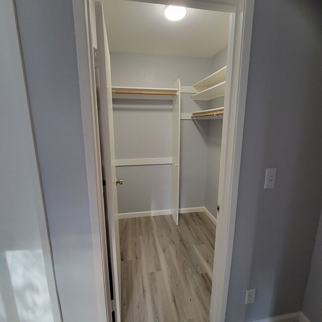 Building Photo - 2 Bedroom, 2 Bathroom Condo for Rent in Ma...