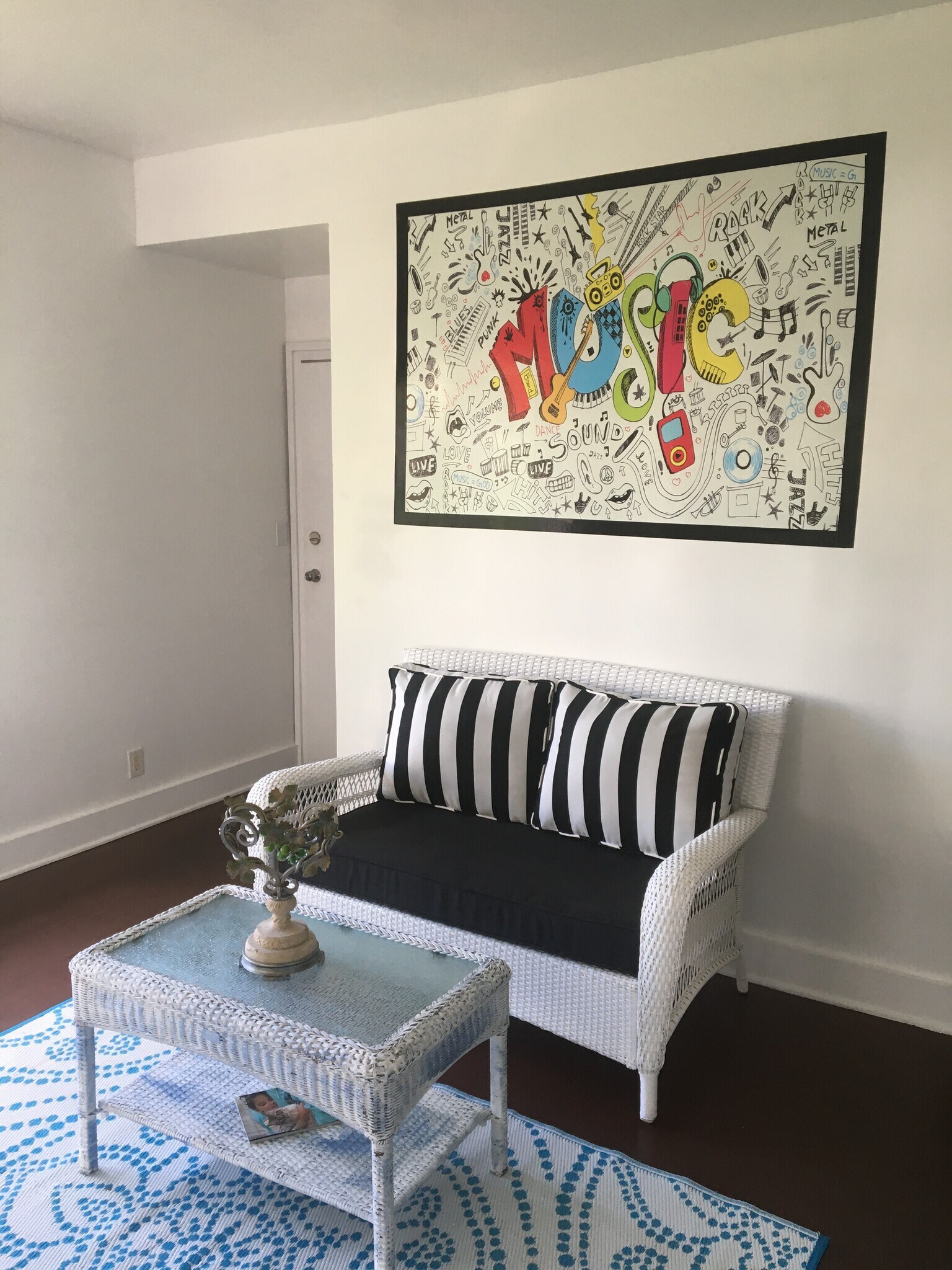 Building Photo - 935 10th St